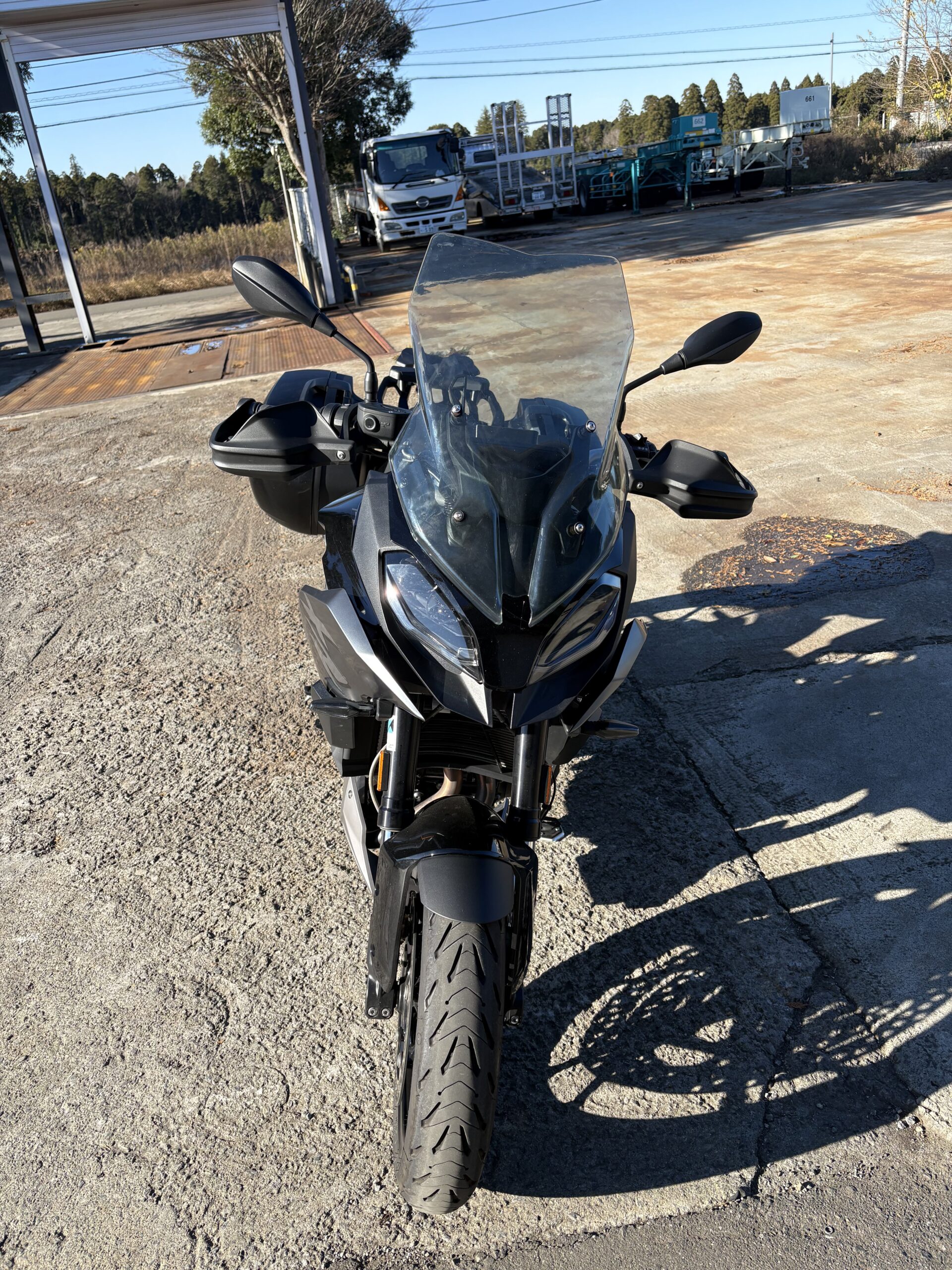 
								BMW F900XR full									