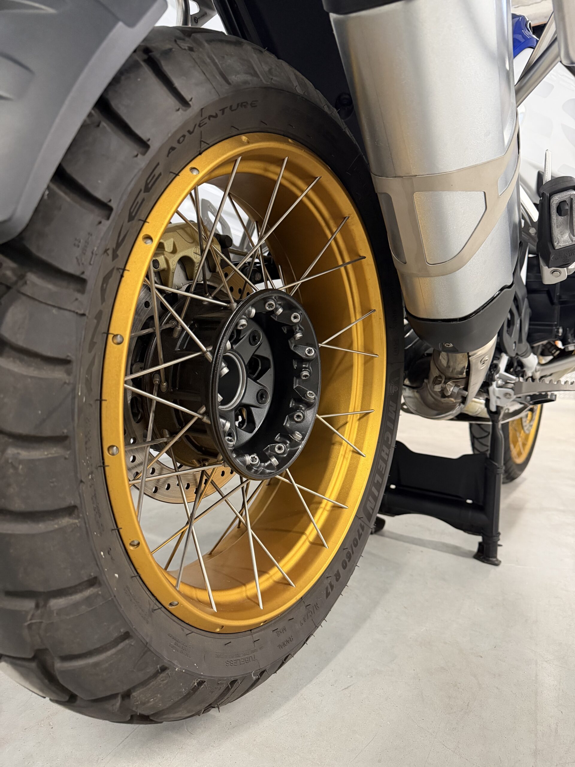 
								BMW R1250GS Adventure HP full									