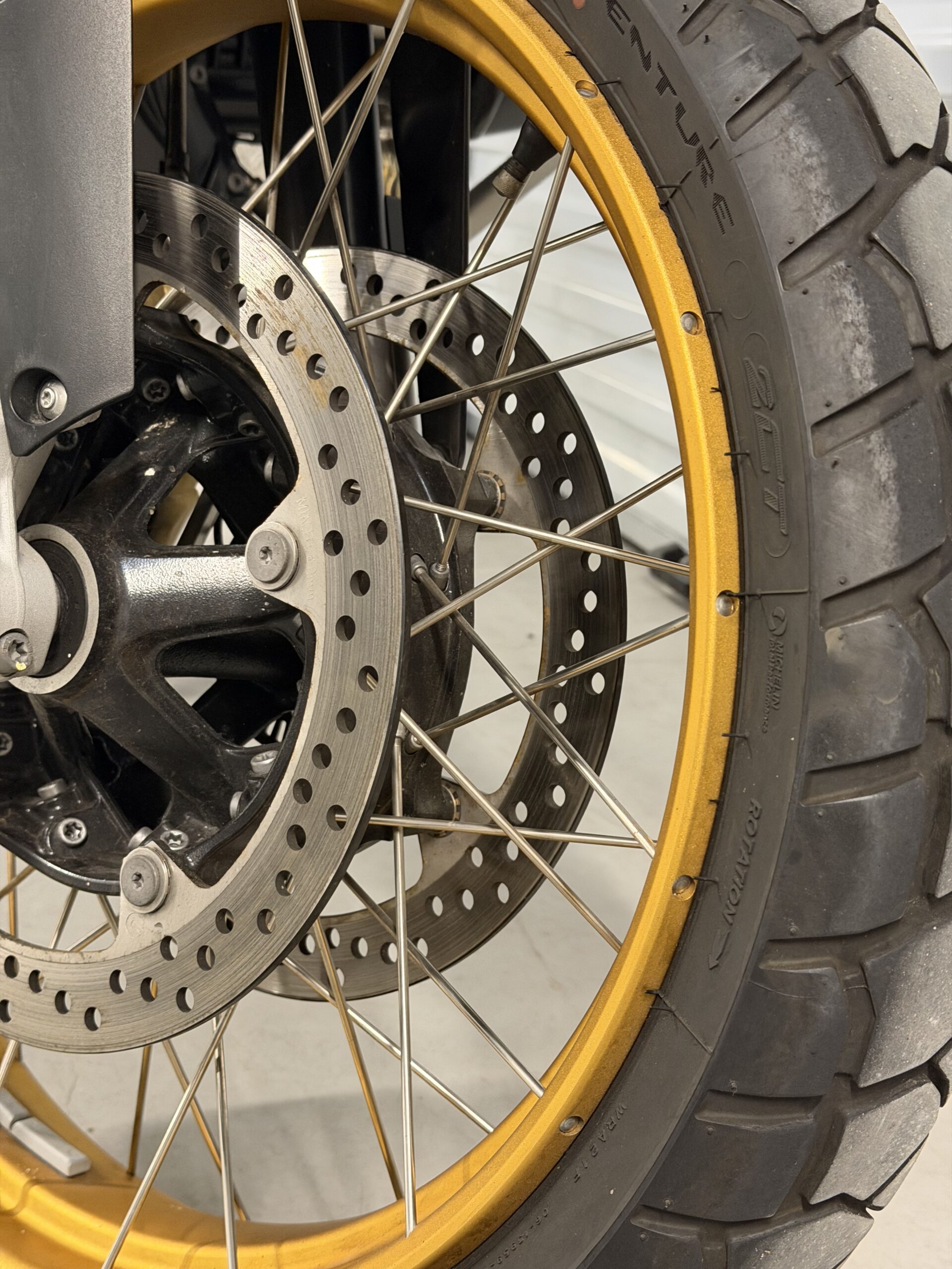 
								BMW R1250GS Adventure HP full									