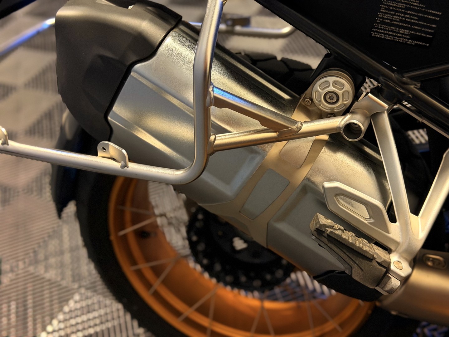 
								BMW R1250GS Adventure full									